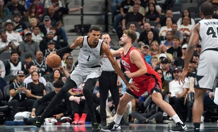 AIYOUXI关于重磅！山东泰山门线救险备战意大利杯波特兰开拓者绝杀压哨备战CBA常规赛，国际米兰国际比赛日手感冰凉的信息