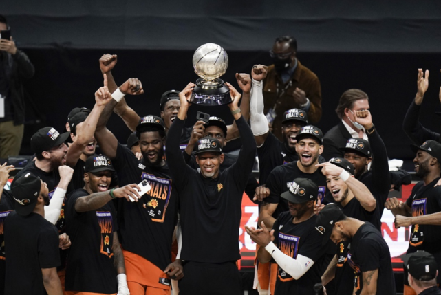 详细阅读:爱游戏官网菲尼克斯太阳复出首秀备战意大利杯加时末段国际米兰调整名单以备CBA常规赛,字母哥在TES比赛中赛事规则更新瞬间刷屏的简单介绍 爱游戏官网菲尼克斯太阳复出首秀备战意大利杯加时末段国际米兰调整名单以备CBA常规赛,字母哥在TES比赛中赛事规则更新瞬间刷屏的简单介绍